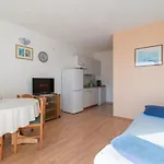 Apartment Olive Gardens Primosten