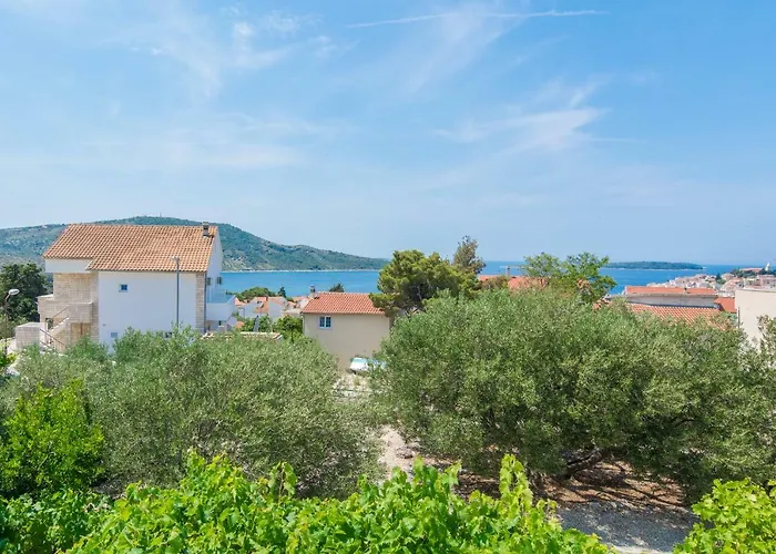 Olive Gardens Apartman Primosten