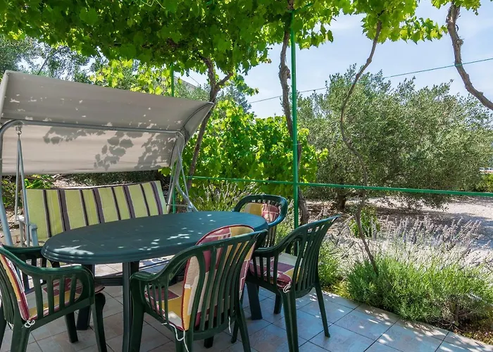 Διαμέρισμα Olive Gardens Primošten